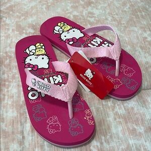 NWT Sandals Hello Kitty Fuchsia Kids Sandals two sizes available M and also L